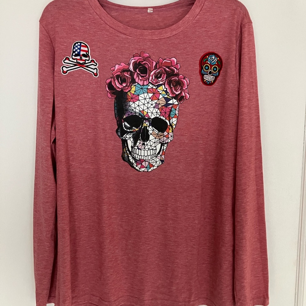 Men’s custom made skull designed long sleeve t shirt NWT